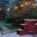 Wypoczynkowy Caloroczny U Agi Z Balia Z Jacuzzi I Sauna *