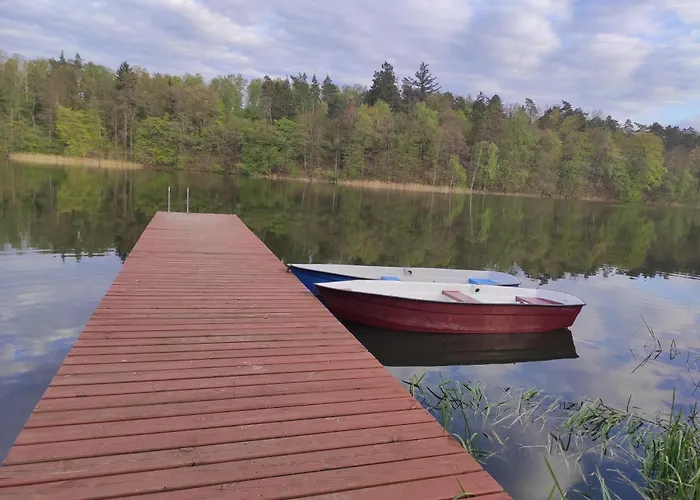 Wypoczynkowy Caloroczny U Agi Z Balia Z Jacuzzi I Sauna Ferienhaus