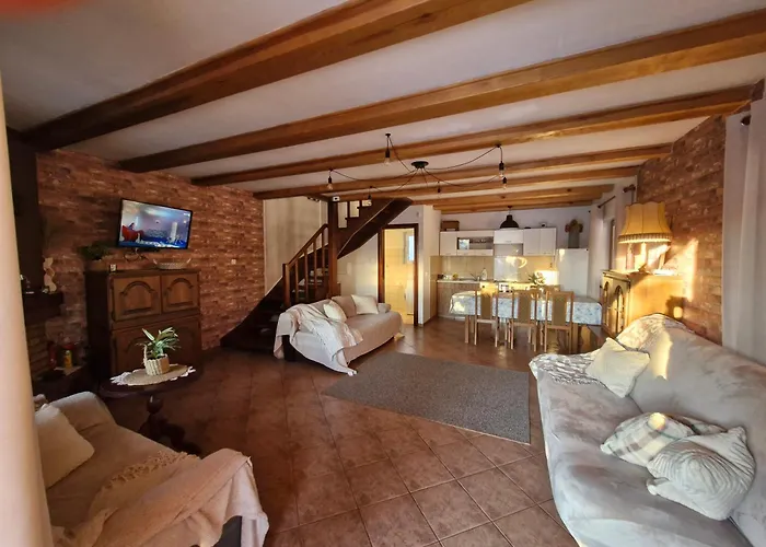 Wypoczynkowy Caloroczny U Agi Z Balia Z Jacuzzi I Sauna * Przezmark